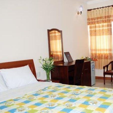 צ'או דוק Ha Long Hotel מראה חיצוני תמונה